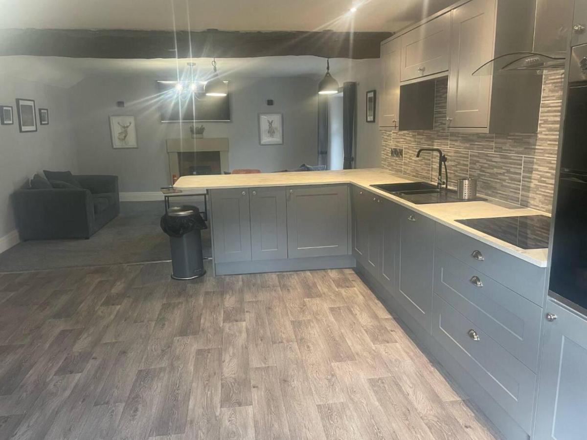 Cosy Apartment Above Village Pub Buxton  Luaran gambar