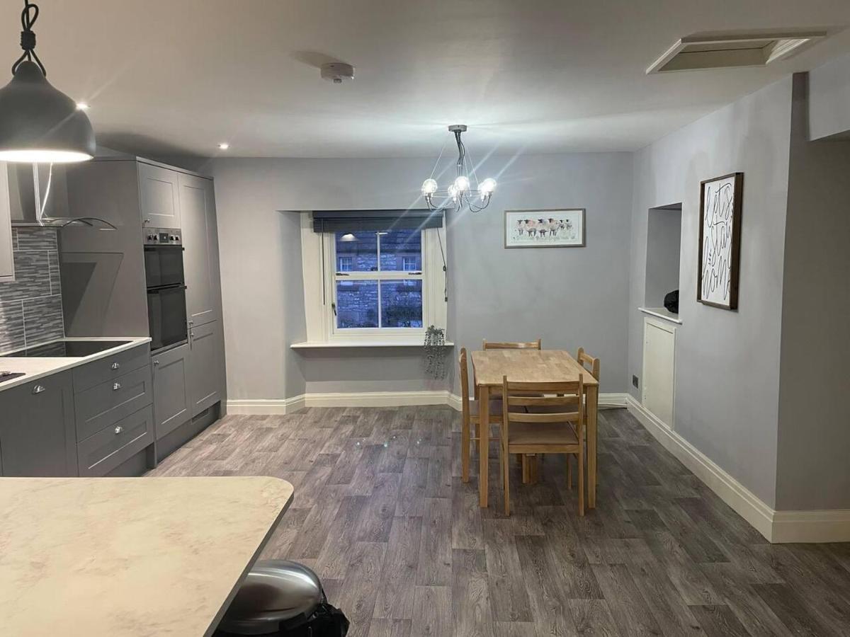 Cosy Apartment Above Village Pub Buxton  Luaran gambar