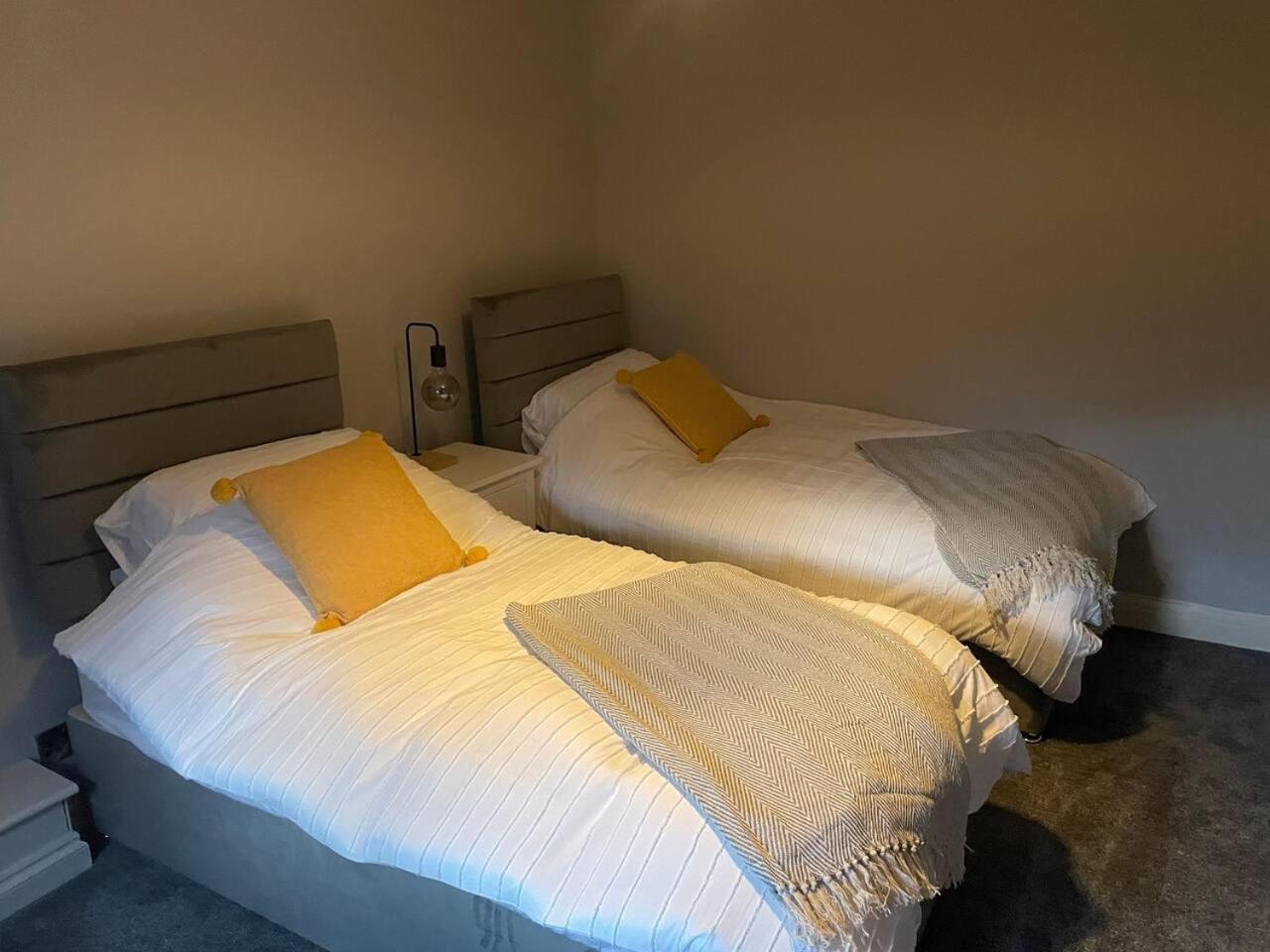 Cosy Apartment Above Village Pub Buxton  Luaran gambar